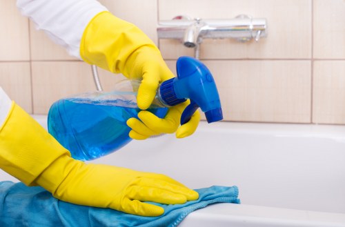 Final tidy and deep clean for a Putney home
