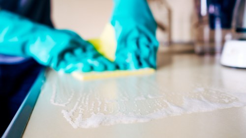 Deep rug cleaning process removing dirt and dust from fibres